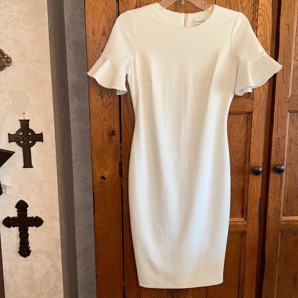 Calvin Klein Dresses & Skirts - CALVIN KLEIN🌸Cream White DRESS with RUFFLE Sleeves🌺Size 2